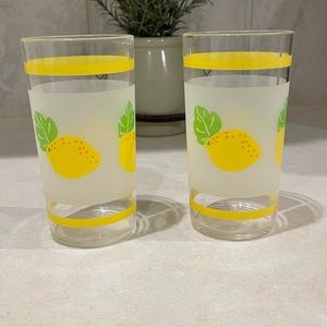 2 Plastic Lemon Cups